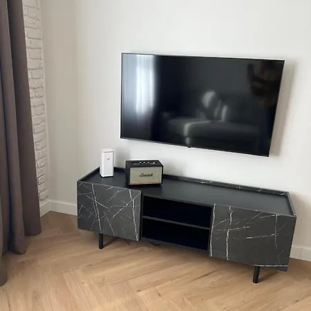 Cozy 2 -room In The Center Of - Lacplesa Daire Riga