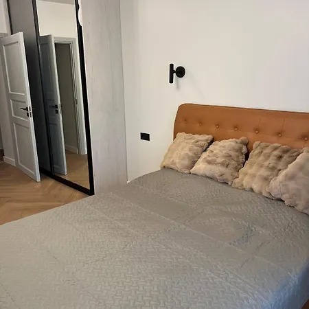 Cozy 2 -room In The Center Of - Lacplesa Apartamento