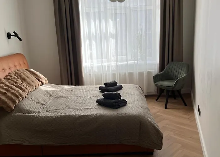 Cozy 2 -room In The Center Of - Lacplesa * Riga